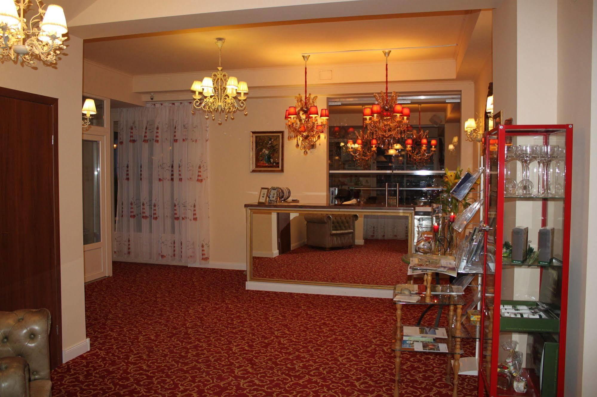 Hotel Al Faro Lodge Am See Подерсдорф-ам-Зе Экстерьер фото